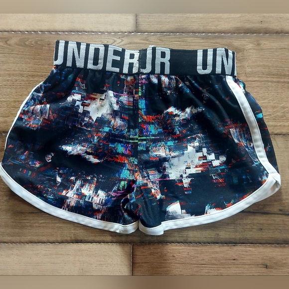 🎉HOST PICK🎉 Under Armour Girls shorts YSM (6-7) - Picture 2 of 7